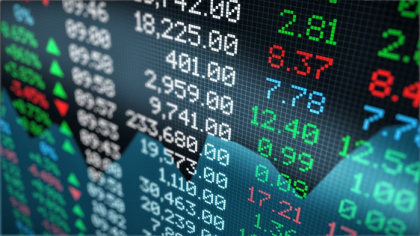 Bursa creşte vineri cu 0,8%, dar încheie săptămâna cu un minus de 1% pe fondul incertitudinilor privind noile măsuri fiscale. Astăzi, aprecieri pentru Banca Transilvania (2,5%), Digi (2,2%), One United (1,9%)