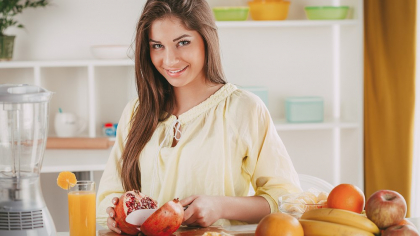 Fructul care bate vinul roșu. Are de trei ori mai mulţi antioxidanţi. Previne bolile cardiace, cancerul și durerile articulare