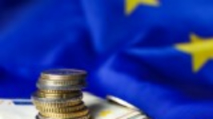 Comisarul european pentru buget: Mecanismul de condiţionalitate care permite suspendarea fondurilor UE va fi menţinut