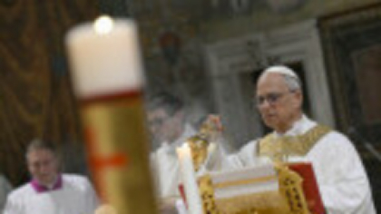 Primele imagini cu Papa Leon al XIV-lea ca Suveran Pontif. Ce a spus la prima slujbă. GALERIE FOTO