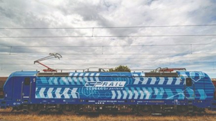 Compania de transport feroviar de mărfuri E-P Rail: „Avem 2.500 de vagoane şi o cotă de 12% din piaţa feroviară din România. Lucrăm pe o piaţă aprig concurată“. Pe piaţa de transport feroviar de mărfuri activează 40 de jucători privaţi, care deţin o cotă de 80%.