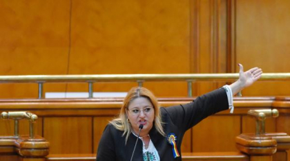 S.O.S România exclude trei senatori din partid şi anunţă că grupul de la Senat nu mai există, după ce a rămas cu mai puţin de 7 aleși
