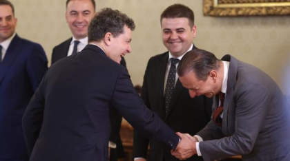 Imaginile zilei, de la consultările Președintelui cu partidele. Nicușor Dan a râs cu Daniel Băluță. Anamaria Gavrilă a mers cu iubitul