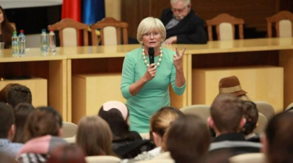 Cum și-a reamenajat Monica Tatoiu locuința pentru a atrage sănătate, iubire și prosperitate