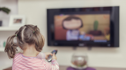 Cum poate copilul tău să apară la TV sau radio. Ghid complet pentru părinți