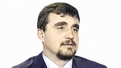 Sorin Pâslaru, ZF: Între ce să alegem duminică? Alegem între întuneric şi lumină, între impostură şi competenţă, între violenţă şi performanţă, între zero şi unu
