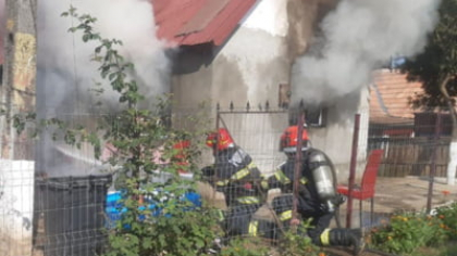 Crimă în Mureș. O femeie a fost găsită carbonizată într-o locuință incendiată. Cine este principalul suspect VIDEO