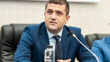 Ministrul Economiei vrea să salveze Romaero de la faliment: Nu vreau să apară rechinii imobiliari să ridice nişte blocuri