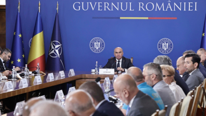 Guvernul face reforme, dar nu câștigă încrederea românilor sau a agențiilor de risc. Radu Georgescu: Ratingul, tot negativ, politicienii nu învață