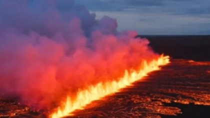 Turiști și localnici din Islanda au fost evacuați după ce un vulcan a erupt pentru a 12-a oară în ultimii 4 ani I VIDEO