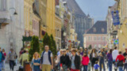 Statul se împrumută din nou de la români, cu dobânzi mai mari decât cele oferite de bănci. Avantaje pentru donatorii de sânge