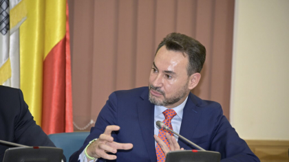 Gheorghe Falcă: Alegeri anticipate sunt un scenariu groaznic. Nicuşor Dan poate recupera