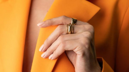 Accesoriile care fac diferența într-un outfit simplu