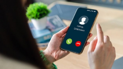 Metoda „Accidentul” a fost reinventată de escroci. Ce apare acum pe ecranul telefonului victimelor