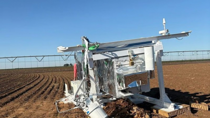 Un telescop NASA de jumătate de tonă a aterizat pe un câmp din Texas. „Istoria a căzut, la propriu, din cer”