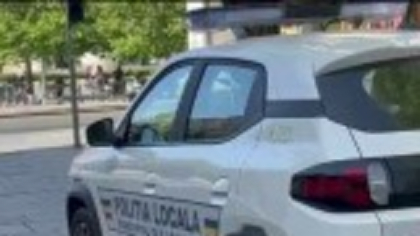 Un student, paznic de la Poliţia Locală Cluj Napoca, a bătut un profesor care l-a prins încercând să copieze la un examen