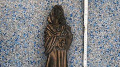 Un român a furat statui de 600.000 de euro de pe mormintele din cimitirele din toată Germania