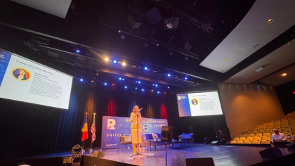 Oana Țoiu condamnă asasinarea lui Charlie Kirk într-un discurs la Chicago