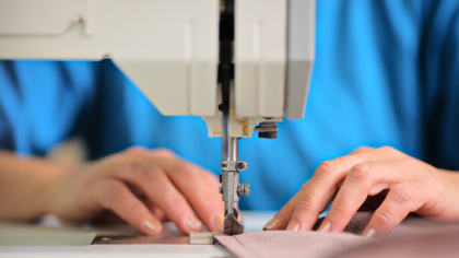 Cifra de afaceri din industrie a stagnat în primele patru luni din 2025. Afacerile din industria bunurilor de folosinţă îndelungată au crescut cu 13%, iar cele din industria energetică s-au redus cu aproape 15%