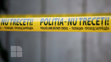 Crimă violentă în Prahova. Tânără de 22 de ani ucisă cu toporul de iubit