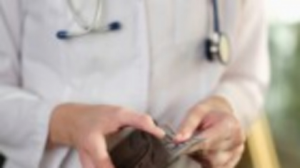 CNAS: Plățile medicilor de familie se vor face în funcție de servicii, nu de numărul de pacienți