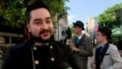 Strada Lăpușneanu din Iași a devenit un festival al artei în aer liber. Costume de epocă și parade