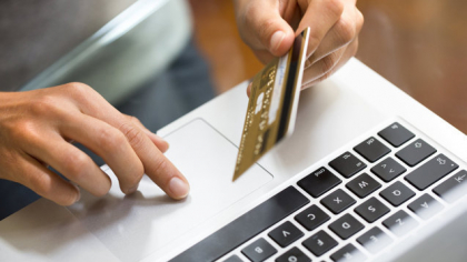 Radu Enache, cititor ZF: De ce băncile au putut să se digitalizeze, iar instituţiile de stat nu? De ce o bancă poate să verifice online în 5 minute veniturile obţinute de la ANAF, iar la DGASPC este nevoie de 2 luni să verifice un dosar?