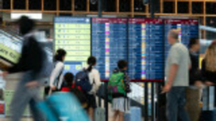 Aeroporturile din Berlin și Bruxelles, atacate informatic. Sunt anunțate zboruri întârziate sau anulate